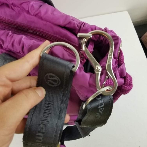 Lululemon Travelling Run Ways Duffel Bag Regal - Picture 12 of 14